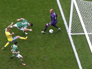 Soal Gol Bunuh Diri Irlandia, Ibra: Mungkin Berkat Sentuhan Magis Saya