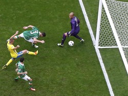 Soal Gol Bunuh Diri Irlandia, Ibra: Mungkin Berkat Sentuhan Magis Saya