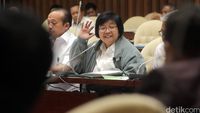 Komisi IV Raker dengan Siti Nurbaya