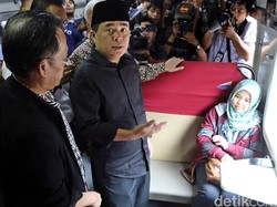Pimpinan DPR Belum Berniat Cabut Larangan Menteri Rini ke DPR