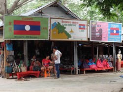 Desa di Laos dan Lagu Sakitnya Tuh Disini