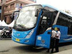 Bus Damri Soekarno-Hatta Berhenti Total