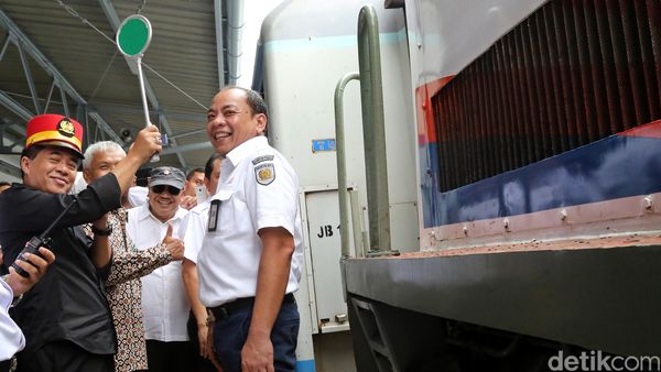 Ketua DPR Sidak ke Stasiun Gambir dan Senen