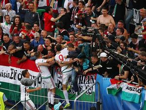 Tampil Agresif, Hongaria Tundukkan Austria 2-0 Tampil Agresif, Hongaria Tundukkan Austria 2-0