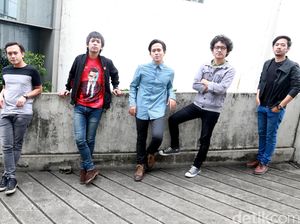 Lirik dan Chord Ingin Lekas Memelukmu Lagi oleh dMasiv