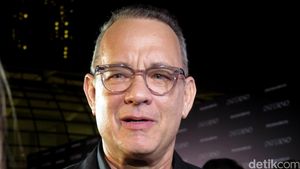Kehadiran Tom Hanks di Red Carpet Inferno Disambut Fans Singapura