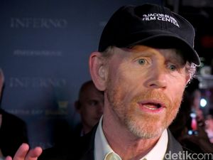 Ron Howard Lakukan Syuting Ulang Hampir di Semua Adegan Han Solo Ron Howard Lakukan Syuting Ulang Hampir di Semua Adegan Han Solo