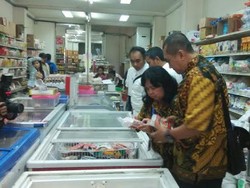 Makanan dan Minuman Tak Layak Edar Ditemukan Petugas Gabungan