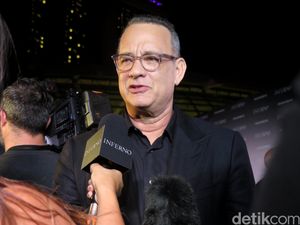 Hadir Lagi di Dunia Toy Story Tom Hanks Kembali Dibuat Terkejut