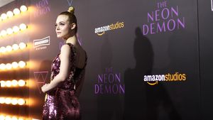 Elle Fanning yang Makin Wow Beranjak Dewasa