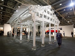 Ai Weiwei Hadirkan Rumah Kuno dari Dinasti Qing ke Art Basel
