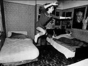 Hii.. Wanita Ini Cerita Pengalaman Nginap di Rumah Hantu The Conjuring