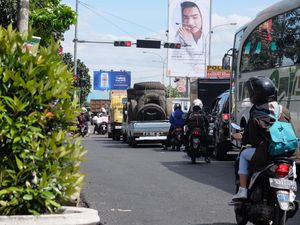 Urai Kemacetan, Farhan Wacanakan Durasi Lampu Merah Diatur Ulang