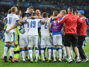 Sepuluh Menit Terakhir yang Terasa Amat Lama untuk Slovakia Sepuluh Menit Terakhir yang Terasa Amat Lama untuk Slovakia