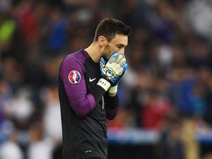 Lloris yang Kalem di Ambang Rekor Penting sebagai Kapten Prancis Lloris yang Kalem di Ambang Rekor Penting sebagai Kapten Prancis