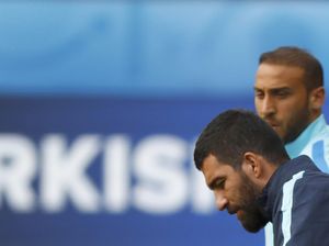 Arda Turan: Saya Tak Pantas Dikritik Arda Turan: Saya Tak Pantas Dikritik