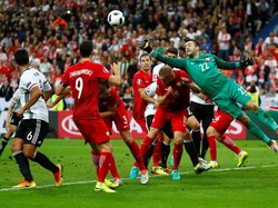 West Plan dan Cerita Suksesnya Polandia Meredam Jerman