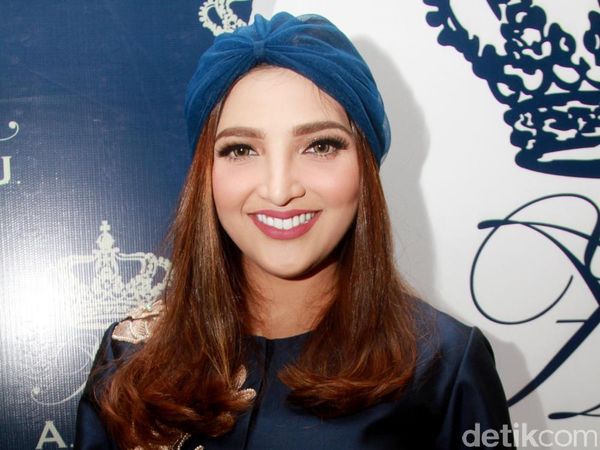 Berat Badan Naik 12 Kg, Ashanty Tetap Cantik