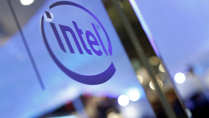Logo Intel. Foto: Reuters/Tyrone Siu