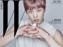 Gemes Banget! Xiumin EXO Kecil Menari dengan Kostum Pinguin