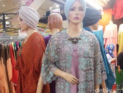 Kaftan Brokat, Busana Lebaran yang Banyak Ditemui di Thamrin City