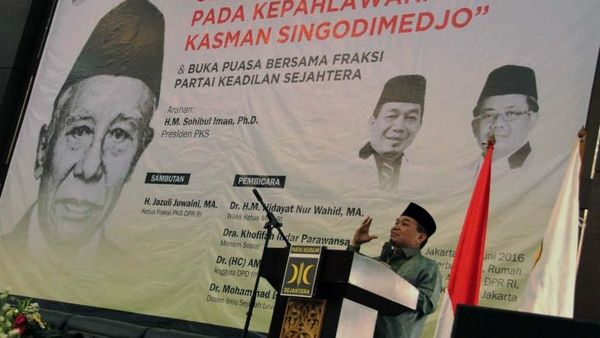 Berguru kepada Kepahlawanan Kasman Singodimedjo