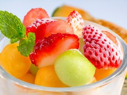 Ini Caranya Bikin Fruit Cocktail Lebih Renyah dan Segar