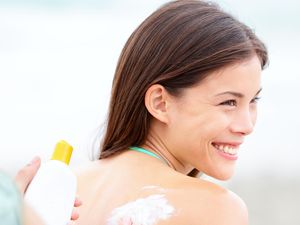 Tips Memilih Sunblock Sesuai Jenis Kulit