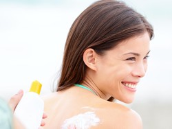 Tips Memilih Sunblock Sesuai Jenis Kulit