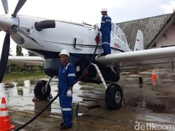 Begini Proses Pengiriman BBM Pakai Pesawat ke Perbatasan RI-Malaysia
