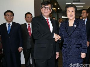 Cina Minta RI Percepat Proses Hukum Warganya yang Terobos Lanud Halim Cina Minta RI Percepat Proses Hukum Warganya yang Terobos Lanud Halim