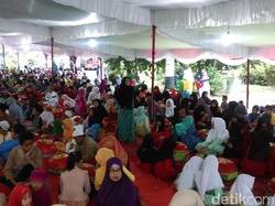 Ribuan Anak Yatim di Pangkalpinang Buka Bersama dengan Budaya Nganggung
