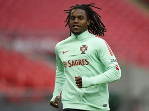 Mourinho Jelaskan Kegagalan MU Rekrut Renato Sanches