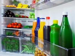 Warga Dubai Taruh Lemari Es untuk Berbagi Makanan Gratis di Bulan Ramadan