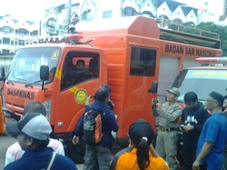 Basarnas Diterjunkan Evakuasi Dua Korban Bangunan Roboh di Jakut