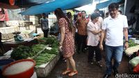 Wagub Djarot Blusukan ke Pasar Petak Sembilan