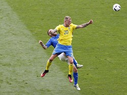 Swedia Main Luar Biasa Bagus dan Italia Cuma Beruntung