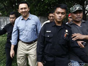 Ahok Menilai Ada Kerugian Ekonomi Bila Reklamasi Pulau G Dihentikan Ahok Menilai Ada Kerugian Ekonomi Bila Reklamasi Pulau G Dihentikan