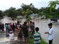 Banjir di Solo Surut, Warga yang Mengungsi Hari ini Kembali ke Rumah