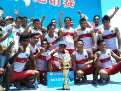 Tim Perahu Naga Indonesia Raih Sukses di China