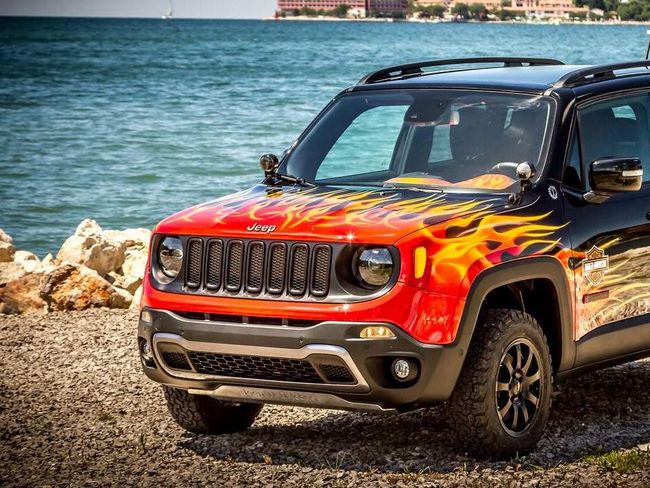  Modifikasi  Jeep Renegade Bergaya Ala Harley Davidson