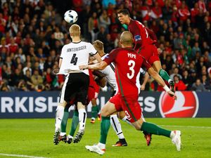 Pelatih Austria: Untung Ronaldo Gagal Cetak Gol Pelatih Austria: Untung Ronaldo Gagal Cetak Gol