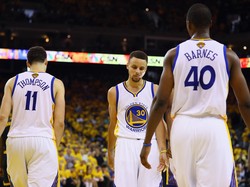 Musim Bersejarah Warriors Berakhir Antiklimaks