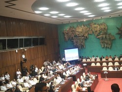 Komisi V Rapat dengan Menhub dan Korlantas Bahas Persiapan Mudik Lebaran