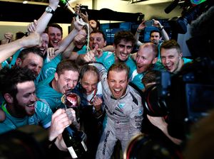 Kemenangan di Baku Begitu Nikmat untuk Rosberg Kemenangan di Baku Begitu Nikmat untuk Rosberg