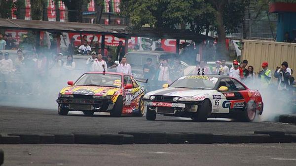 Sesi Latihan Kejuaraan Nasional Internasional Drifting