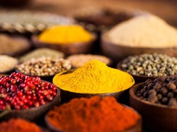 Kayumanis dan Kunyit, Rempah yang Bisa Bikin Suasana Hati Ceria