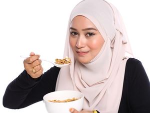 Bahan Non-Halal Masih Banyak Tak Sengaja Dikonsumsi oleh Muslim di Dunia