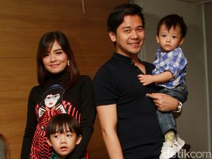 Keluarga Kecil Tika Ramlan