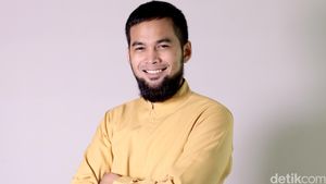 Kisah Hijrah Teuku Wisnu di Celeb of The Month detikHOT